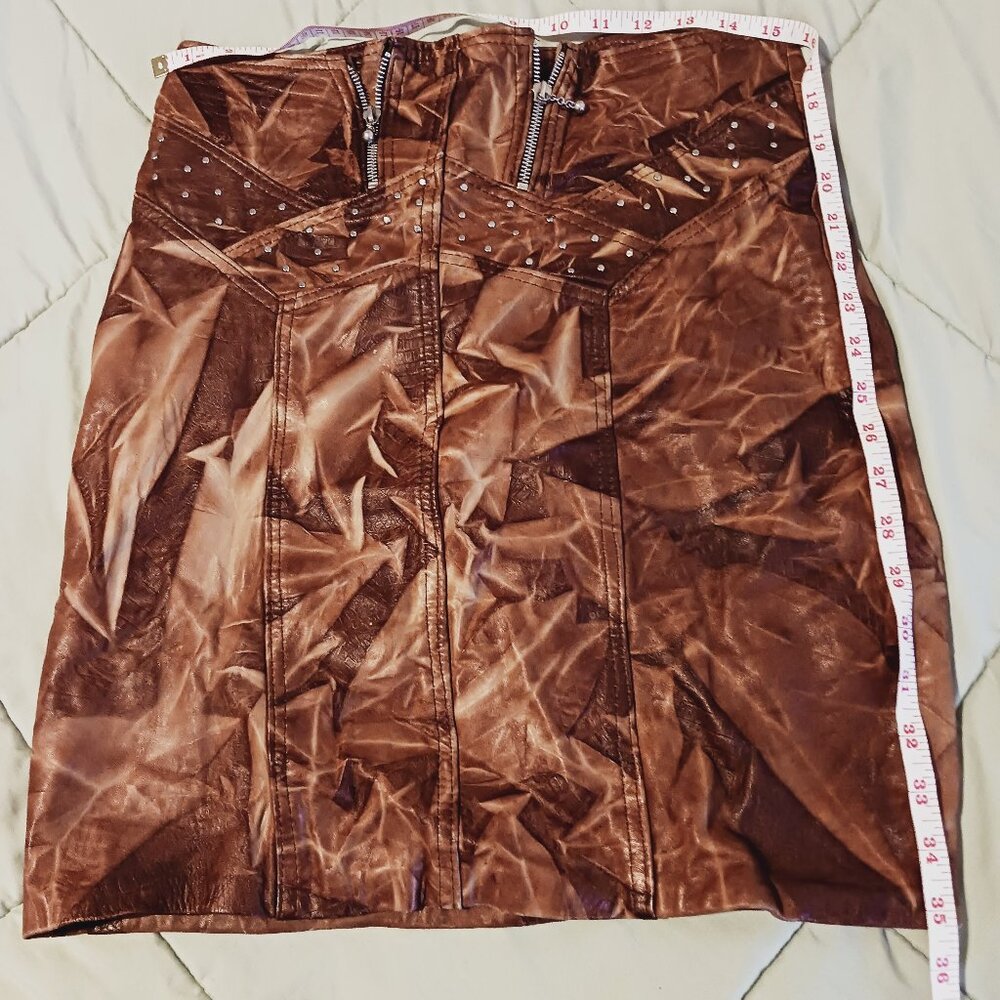Leather patterned skirt
